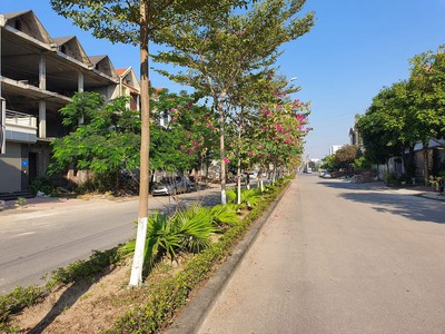 Bán nhà khu đô thị nam võ cường 2