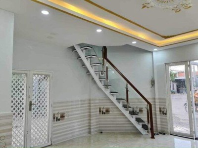 Bán nhà huyện hóc môn đường xuân thới đông   1 trệt 1 lầu giá 2.15 tỷ 2