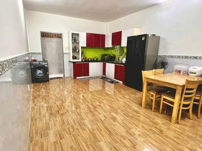 Giảm sâu 500tr bán nhanh nhà 4 tầng, 68m2, hxh 8m hà huy giáp gần kdl bến xưa hơn 5tỷ 2