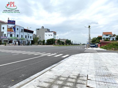 Cho thuê nhà tầng 1 , tầng 2 lô góc 2 mặt tiền, lô thường tại khu võ cường, bắc ninh. 4