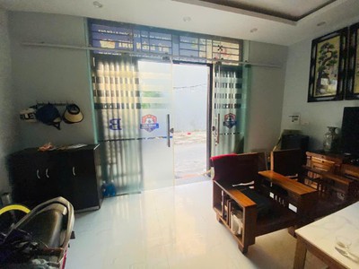 Tôi cần bán  nhà lô góc ô tô đỗ cửa 5 tầng giá chỉ 6,2 tỷ ngay trung tâm chợ hà đông tiện ích ngập 3