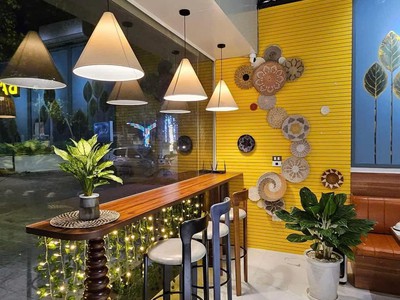 Quán chuyển địa điểm kinh doanh cần sang nhượng lại gấp - địa chỉ: liền kề 03. số 25a đại lộ lê 3
