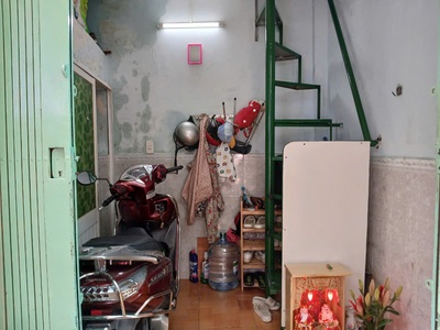 Hot     nhà chính chủ - giá tốt - cần bán nhanh căn nhà tại phường 12 , quận 10, tphcm 2