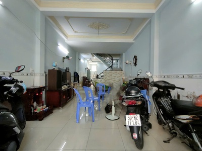 Bán gấp nhà ao đôi hẻm 7m ,2 phút ra bệnh viện bình tân 62m2,2 tầng nhỉnh 4 tỷ 2