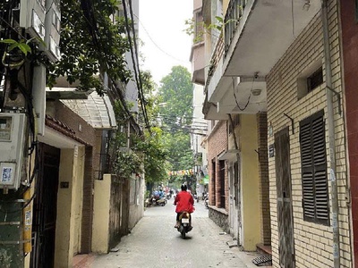 Bán phân lô 40 Tạ Quang Bửu, ô tô vào kinh doanh DT 90mx5T giá 17,6 tỷ 0
