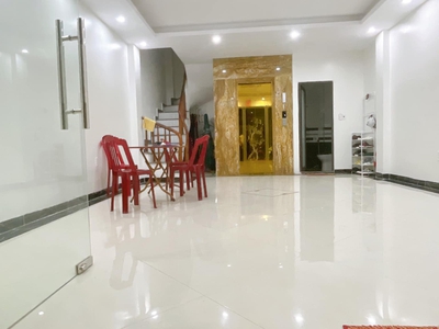 Nhà Giảng Võ 7 Tầng Thang Máy Ô TÔ Mặt tiền  5M  50M2 23.3 Tỷ 5