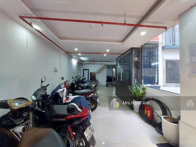 Bán nhà tại phố Kim Mã, Ba Đình, toà căn hộ cao cấp, 9 tầng , 35 phòng full nội thất, 122m2 4