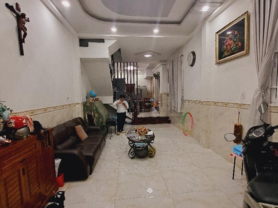 Bán nhà an dương vương, phường 16, quận 8.dt 70m2 x 4 tầng  4 x 17 .giá 6,6 tỷ tl. 1