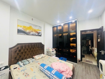 B.án nhà đức giang, giá tốt,3m, 4.85t, dân xây chắc chắn, về ở ngay 3