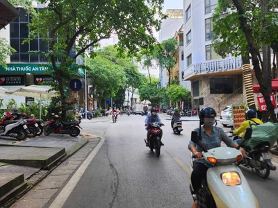 Phố trần quang diệu 8 tầng ô tô vỉ hè kinh doanh sầm uất 80m2 nhỉnh 47 tỷ 1