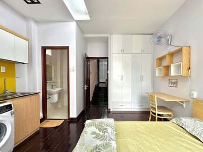 Bán chdv cao cấp 14 phòng mới hoàn thiện - lê hồng phong q.10 - hxt 6m - dòng tiền 90tr/ t - 16.8 4