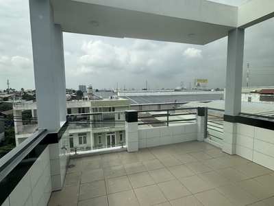 Gần ao đôi - lê văn quới - hẻm xe tải thông - 4 tầng 4pn - 70m2 - giá 5.9 tỷ tl 4