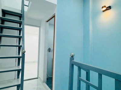 Bán nhà 1 trệt 1 lầu 1 lửng - mới đẹp 100  đường trịnh đình trọng, q.tân phú 2