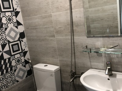 12tr/th: Nhà cho thuê nguyên căn  273 /6 Nguyễn Đình Chiểu, 3 lầu, 3wc, sân thượng 4