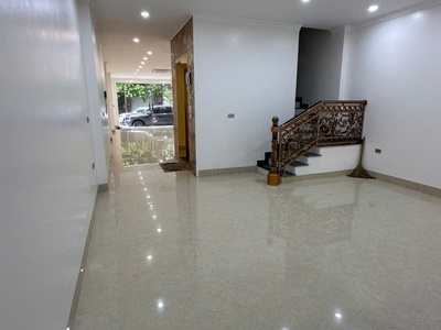 Cho thuê nhà nguyên căn có thang máy tại Vĩnh yên, Vĩnh Phúc. Giá chỉ 25 triệu/ tháng 0