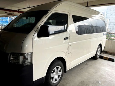 Toyota Hiace 2.7 MT 2013 6