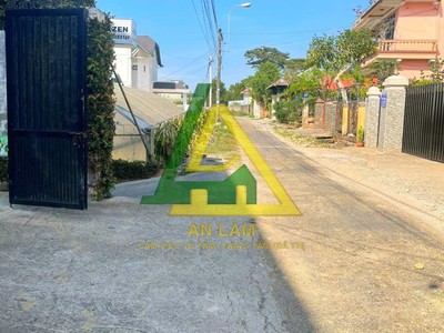 Cho thuê biệt thự sân vườn 2 tầng 8 phòng ngủ đường ô tô ngô tất tố phường 8 giá 20tr 3