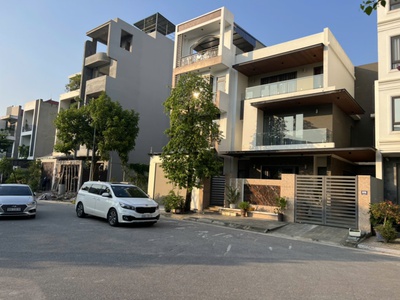 Đất kd p. liên bảo view vườn hoa 10x20 200m2 full thổ cư mặt tiền 10m, 11 tỷ 0