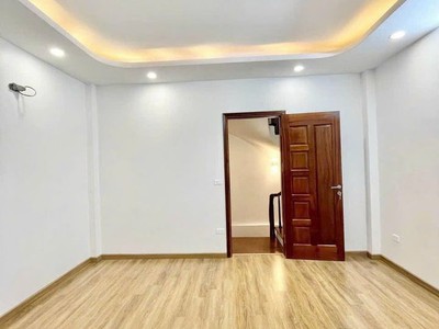 Mỹ Đình siêu vị trí 35m2 5 tầng full nội thất mới đẹp giá nhỉnh 6 tỷ 2