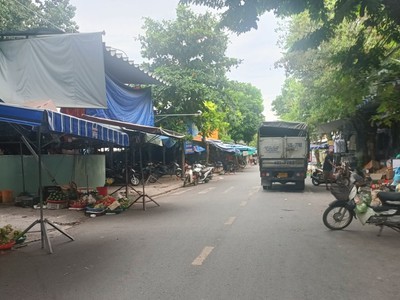 Vị trí kinh doanh sầm uất bán nhà 2 tầng 9.7 tỷ trong chợ Cẩm Lệ đường Đặng Văn Ngữ 1