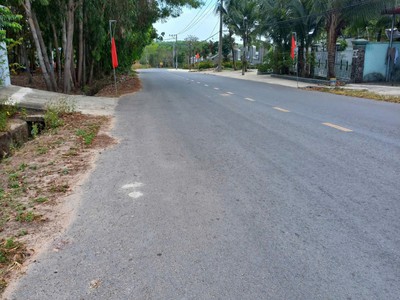 Cần bán lô đất 499,5 m2 tại lai hưng, bàu bàng, bình dương giáp tp bến cát diện tích:   ngang 2