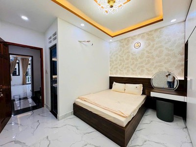 Một đòi chủ cần bán nhà mặt tiền 4 tầng hiệp phú thủ đức, giá chỉ 10 tỷ 2