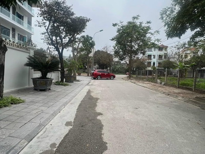 Bán đất mặt phố Trần Quốc Lặc, ph Quang Trung, TP HD, 486m2, mt 16m, gần hồ Hòa Bình 1