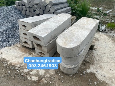 Cột Km - Cọc Km - Cọc H- Cọc Tiêu Giao Thông- Sản Xuất Thi Công Tại Long An 0