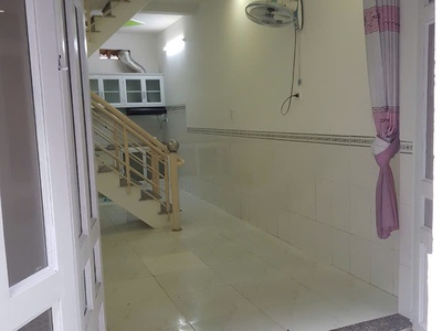 Nhà bán chính chủ gần trường ĐH Nguyễn Tất Thành-An Phú Đông 10-Q.12 5