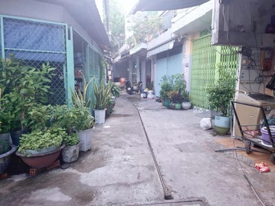 Bán nhà kinh dương vương, phường an lạc, quận bình tân. dt 24m2 x 2 tầng  3.2 x 8 .  giá 2.3 tỷ tl. 1