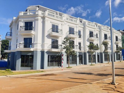 Siêu phẩm shophouse mặt đường quốc lộ 6 thị trấn mộc châu, dòng tiền 365 ngày/năm 0
