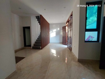 Bán nhà phạm văn đồng 45m2, mt5m, 5t, thang máy, 5.35 tỷ, bắc từ liêm, gần ô tô. 4