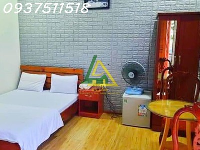 Cho thuê nhà nguyên căn đường hoàng hoa thám phường 10 giá 13tr 2