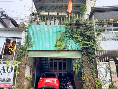 Cho thuê nhà nguyên căn đường hoàng hoa thám phường 10 giá 13tr 3