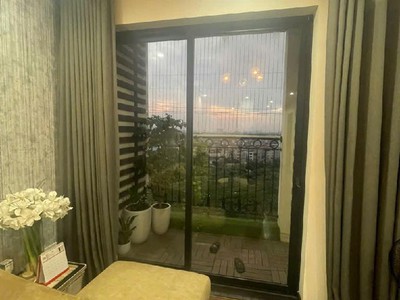 Chung cư cao cấp tố hữu - full nội thất xịn đẹp - khuôn viên đẳng cấp dt:80m giá hơn 5 tỷ. 2