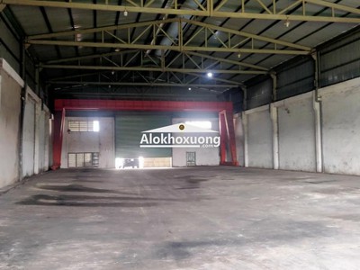 Cho thuê nhà kho 360M2, SẴN ĐIỆN 3 PHA   VỊ TRÍ ĐẮC ĐỊA đường Võ Chí Công GIÁ CHỈ 16 TRIỆU 0