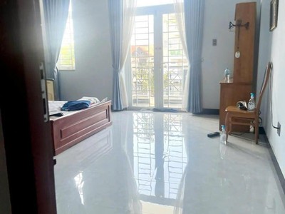 Bán nhà mặt tiền 5m x 18m chợ hạnh thông tây gò vấp 3 lầu 4 phòng ngủ 9 tỷ chốt giá cực tốt 2