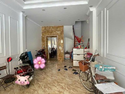 Bán gấp nhà phố phương mai, gần hồ, tặng nội thất, 6t thang máy, 48m, 9.19 tỷ. 0