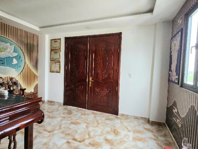 Bán nhà 4 tầng 4pn đẹp ngqang 6m linh xuân thủ đức 5 tỷ xíu 3