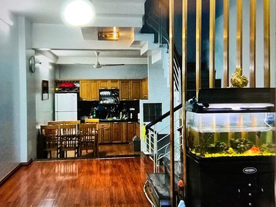 Cho thuê liền kề Ngô Thì Nhậm, Hà Đông 40m x 5T - 4 ngủ giá 19tr, vỉa hè, ô tô tránh 2