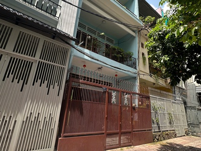 Xe hơi ngủ trong nhà hẻm Mai Thị Lựu phường Dakao Quận nhất chỉ 19 tỷ 1