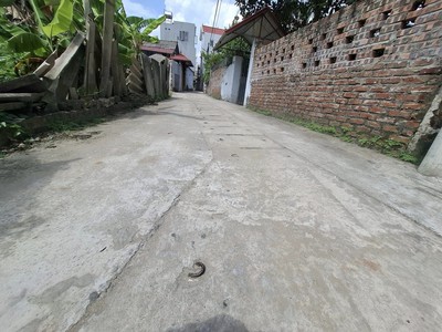 Cc gửi bán lô đất cổ dương, tiên dương 70m, mt rộng, lô góc, oto thông.. lh: 0936123469 2