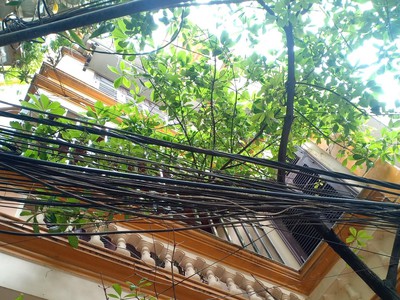 Nhỉnh 13 tỷ - bán nhà quan hoa   lô góc, kinh doanh, ô tô   58m2, nhà đẹp ở ngay 0