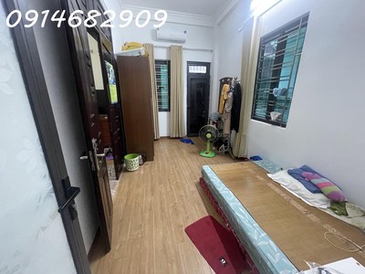 Nhỉnh 13 tỷ - bán nhà quan hoa   lô góc, kinh doanh, ô tô   58m2, nhà đẹp ở ngay 3