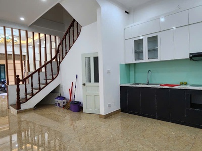 Hiếm lô góc ngọc lâm,long biên dt50m x mt 4.5m ngỗ thông ô tô vào nhà giá nhỉnh 9 tỷ 2