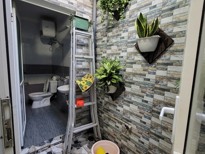 Cho thuê nguyên nhà 3 tầng trong ngõ Ngô Gia Tự, sân cổng riêng, sạch đẹp. 2