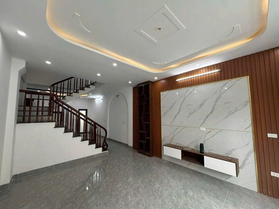 Bán nhà ngô quyền - hà đông . 40m2 x 4 tầng, ô tô đỗ cửa 0