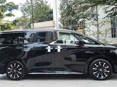 Toyota Alphard thế hệ mới 2024 mới 100 sẵn xe giao ngay trong ngày 2