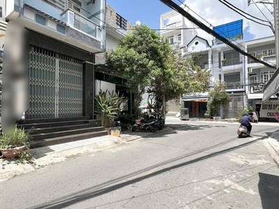 Bán nhà mặt tiền kdc lê thành, an lạc. bình tân. dt 64m2 x 3 tầng  4 x 16 . giá 7.15 tỷ tl . 0