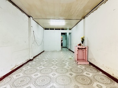 Bán nhà đường thái phiên, phường 2, quận 11. dt 56m2 x 2 tầng  3.4 x 17.4 . giá 6.35 tỷ tl. 0